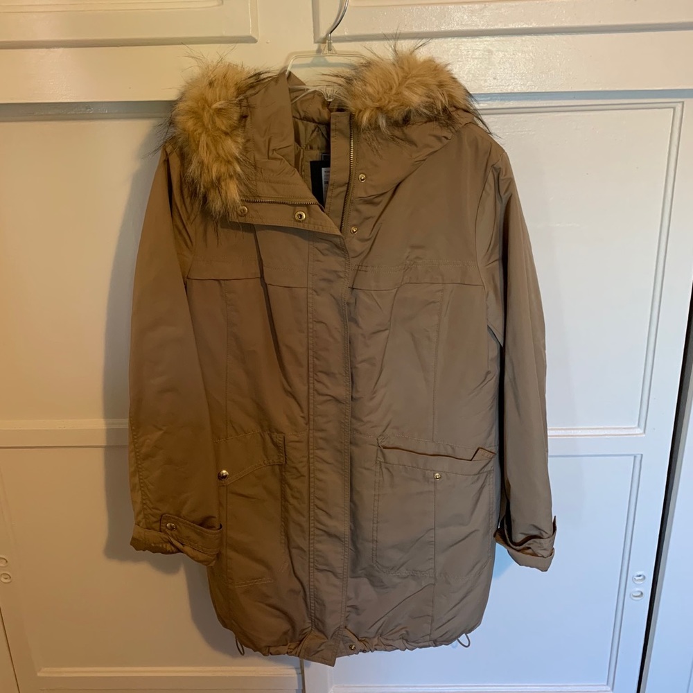 Ellen Tracy Women’s Raincoat